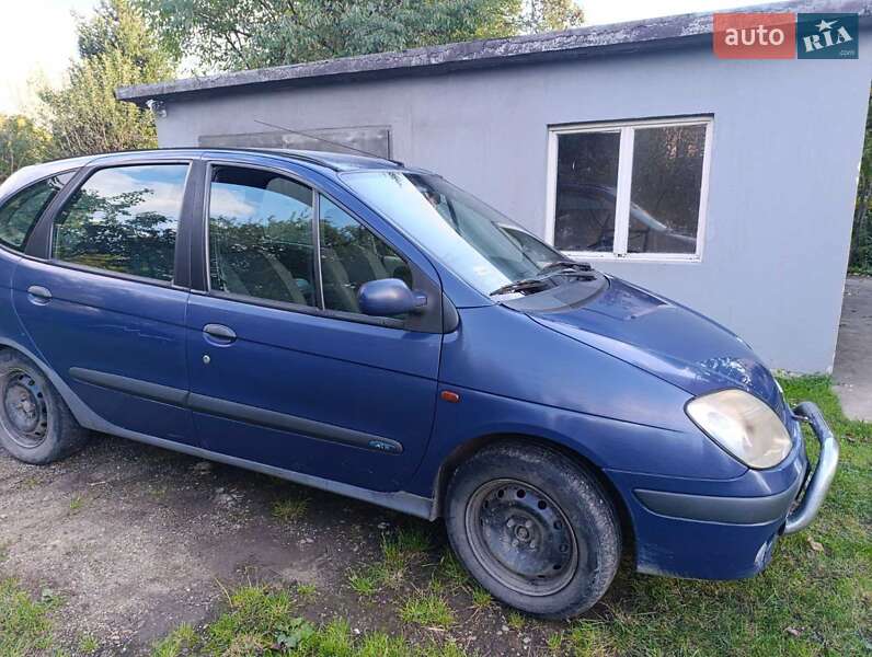 Минивэн Renault Scenic 2001 в Калуше