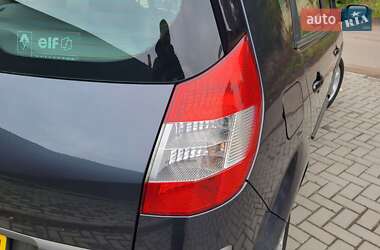 Минивэн Renault Scenic 2006 в 