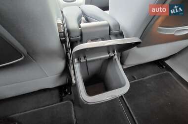 Минивэн Renault Scenic 2006 в 