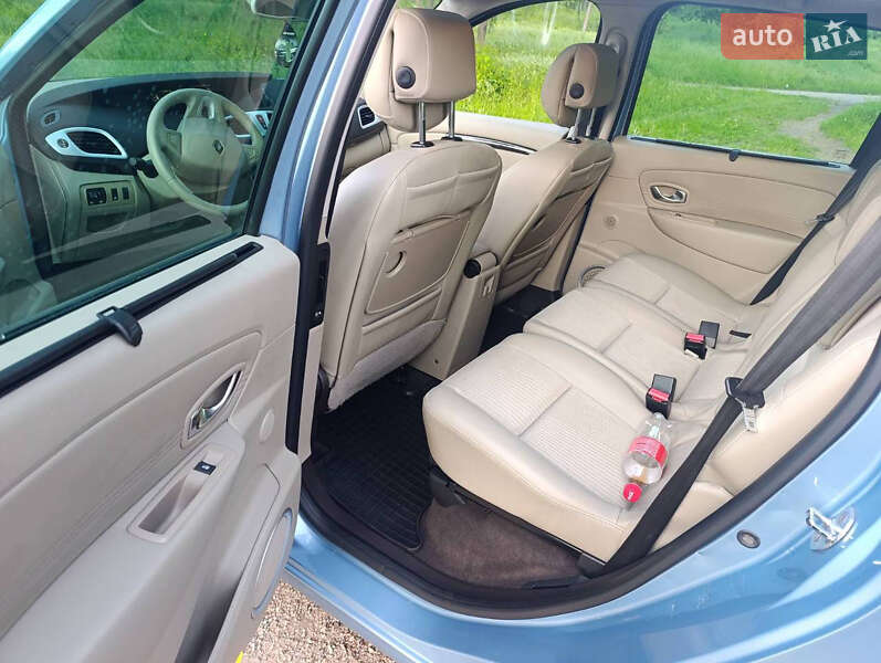Минивэн Renault Scenic 2010 в Киеве фото 11 Минивэн Renault Scenic 2010 в Киеве
