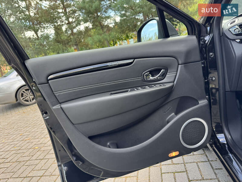 Минивэн Renault Scenic 2013 в Дрогобыче