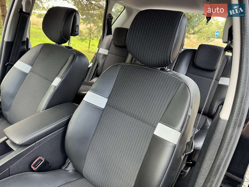 Минивэн Renault Scenic 2013 в Дрогобыче