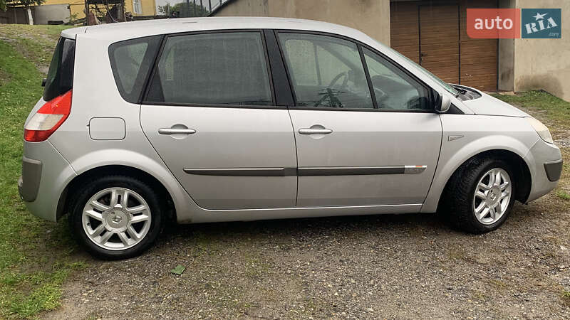 Минивэн Renault Scenic 2006 в Виннице