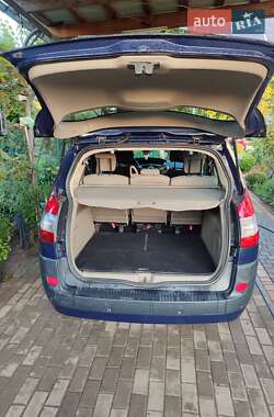 Минивэн Renault Scenic 2006 в 