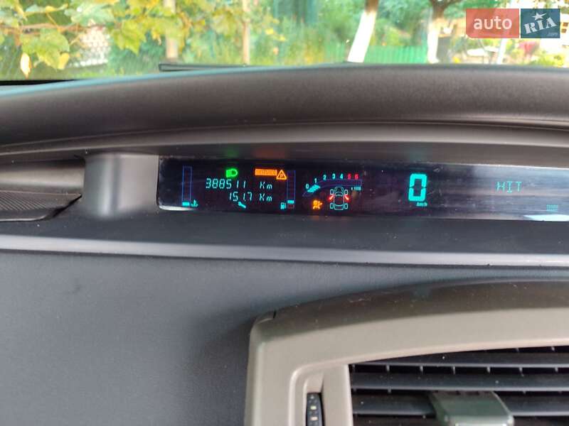 Мінівен Renault Scenic 2006 в Луцьку