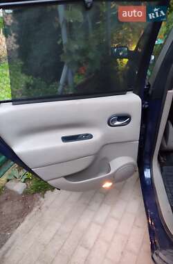 Минивэн Renault Scenic 2006 в 