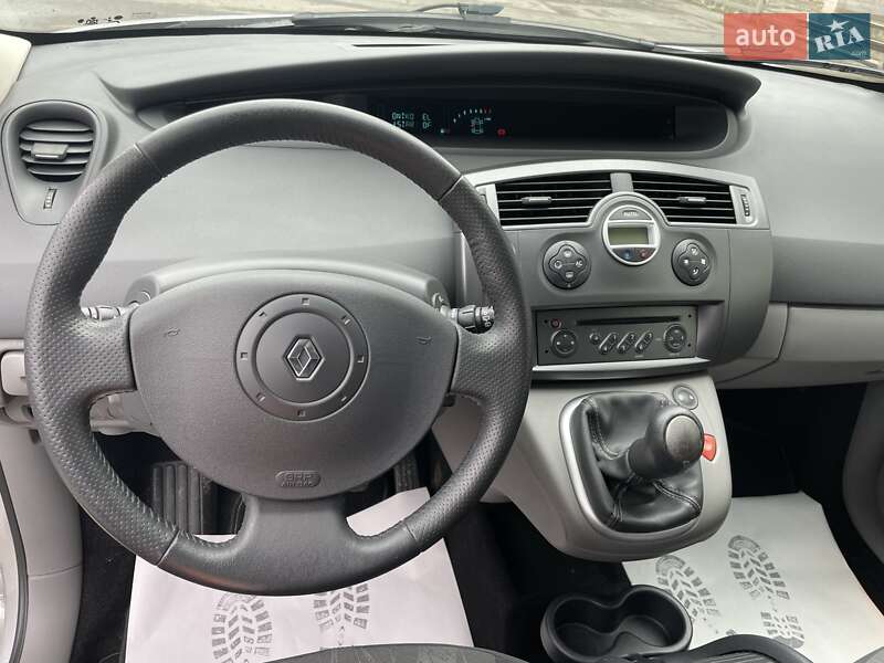 Минивэн Renault Scenic 2006 в Сумах