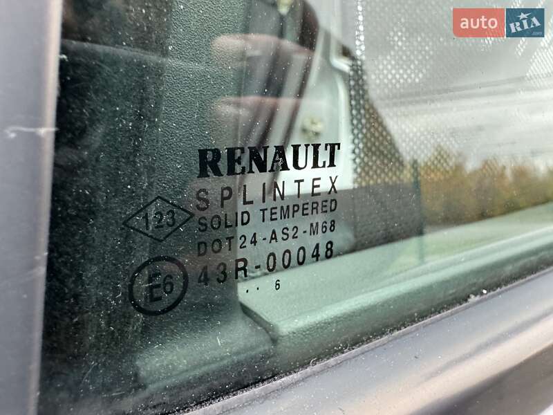 Минивэн Renault Scenic 2006 в Сумах