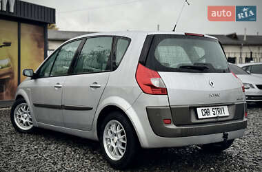Минивэн Renault Scenic 2008 в 