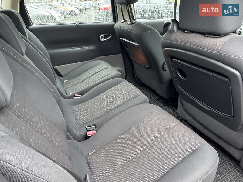 Минивэн Renault Scenic 2008 в Стрые