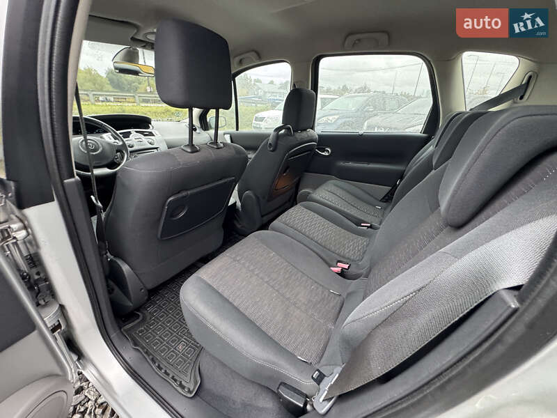 Минивэн Renault Scenic 2008 в Стрые