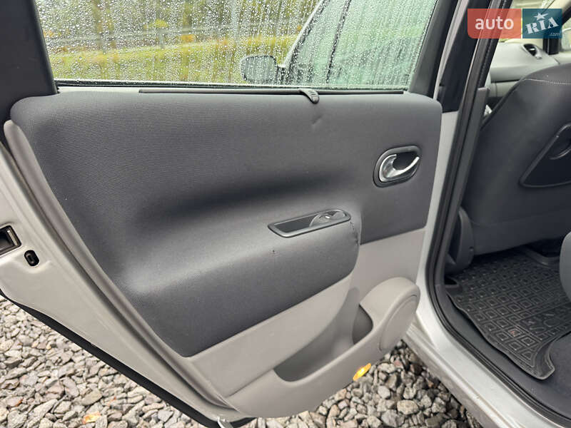 Минивэн Renault Scenic 2008 в Стрые