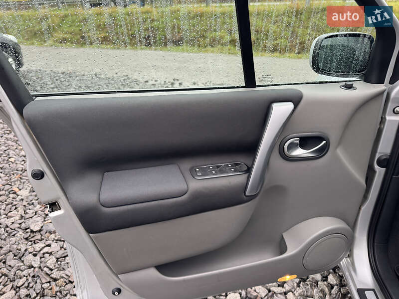 Минивэн Renault Scenic 2008 в Стрые