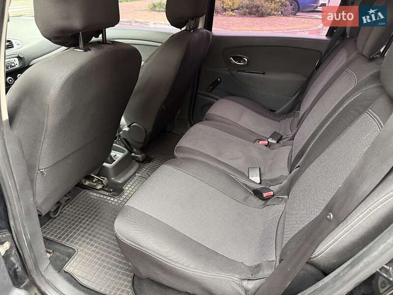 Минивэн Renault Scenic 2012 в Киеве