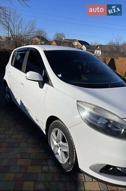Минивэн Renault Scenic 2012 в 