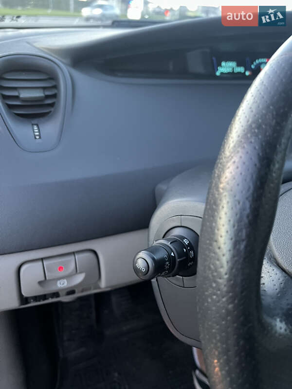 Минивэн Renault Scenic 2006 в Львове