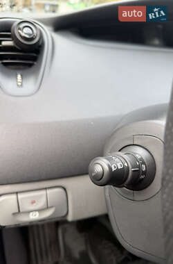 Минивэн Renault Scenic 2007 в 