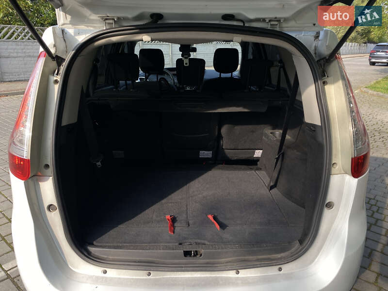 Минивэн Renault Scenic 2010 в Ивано-Франковске