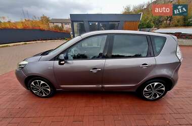 Минивэн Renault Scenic 2014 в 
