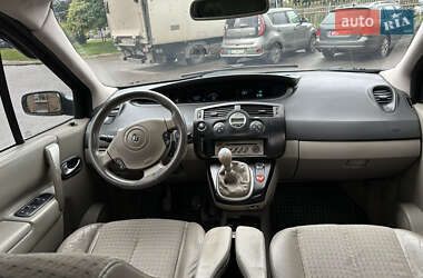 Минивэн Renault Scenic 2006 в 