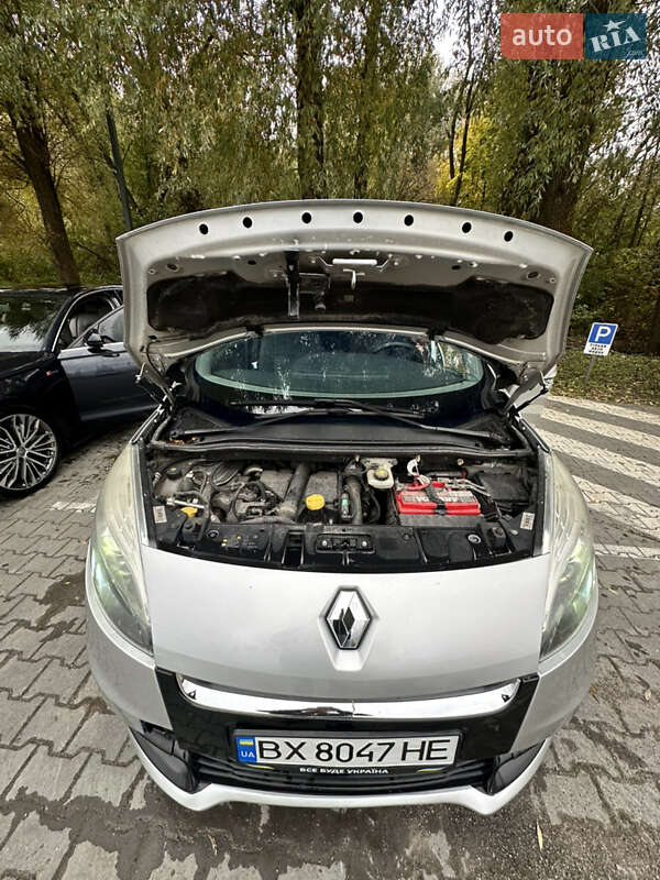 Минивэн Renault Scenic 2012 в Хмельницком