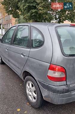 Минивэн Renault Scenic 2000 в 