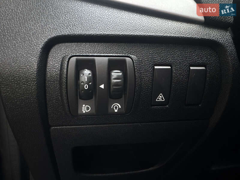 Минивэн Renault Scenic 2010 в Буче
