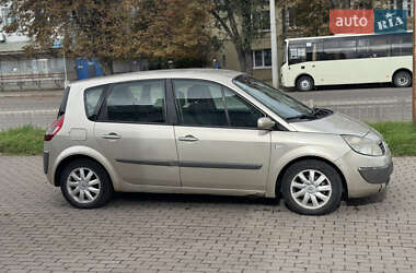 Минивэн Renault Scenic 2006 в 