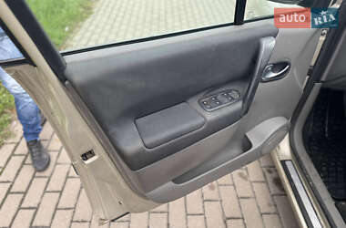 Минивэн Renault Scenic 2006 в 