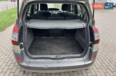 Минивэн Renault Scenic 2006 в 