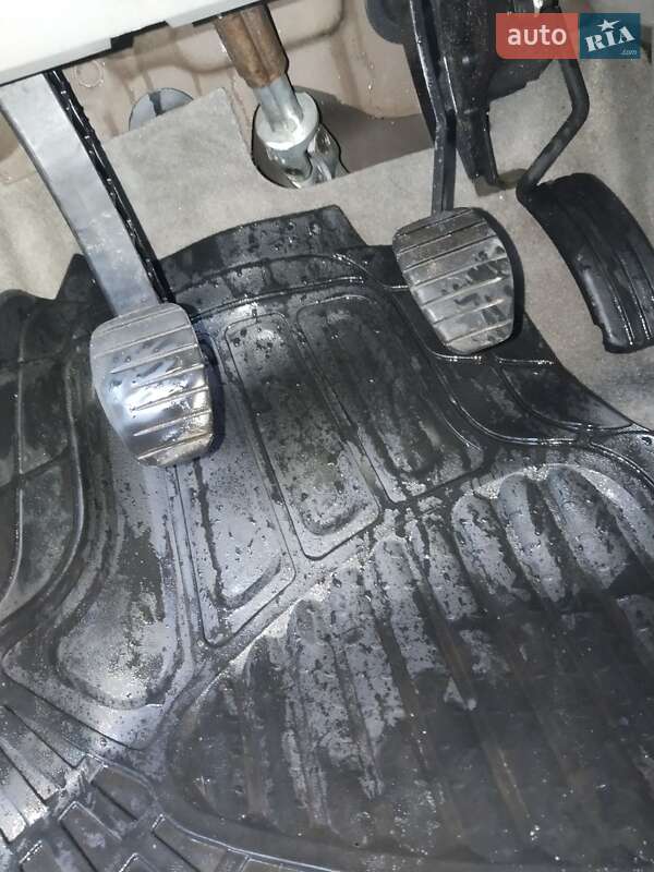 Минивэн Renault Scenic 2005 в Броварах фото 24 Минивэн Renault Scenic 2005 в Броварах