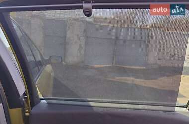 Минивэн Renault Scenic 2005 в 