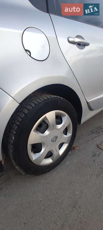 Минивэн Renault Scenic 2011 в Тернополе