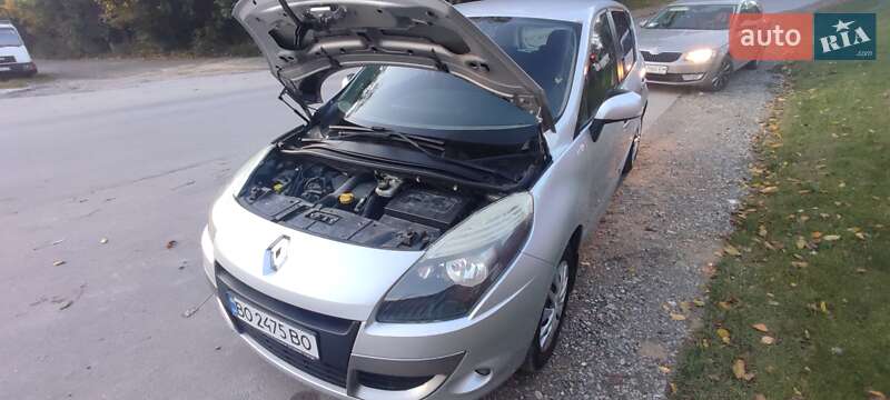 Минивэн Renault Scenic 2011 в Тернополе