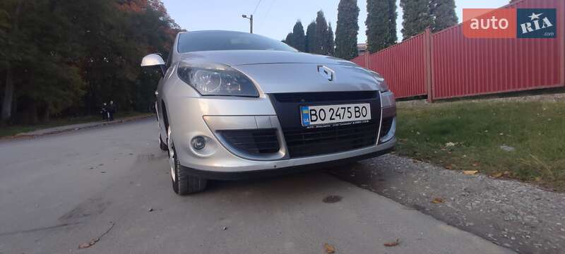 Минивэн Renault Scenic 2011 в Тернополе