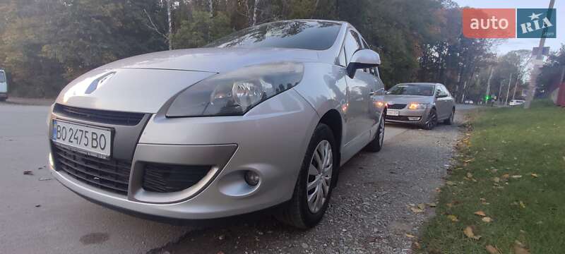 Минивэн Renault Scenic 2011 в Тернополе