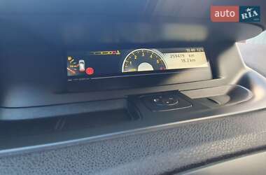 Минивэн Renault Scenic 2011 в 
