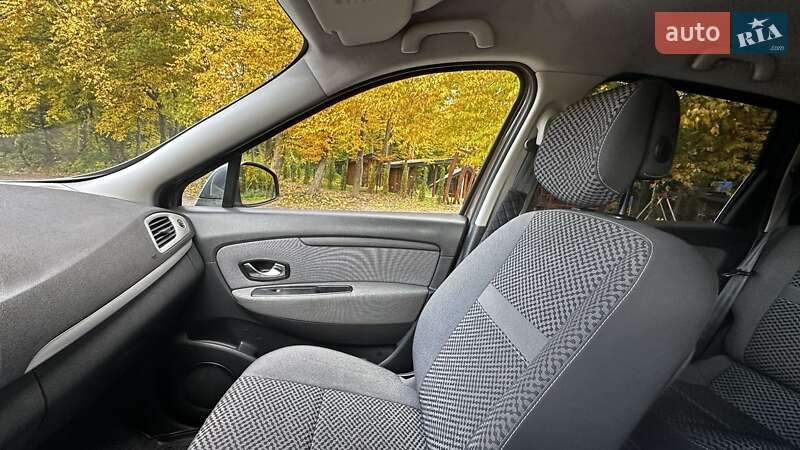 Минивэн Renault Scenic 2011 в Тернополе фото 14 Минивэн Renault Scenic 2011 в Тернополе
