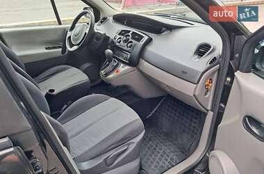 Минивэн Renault Scenic 2006 в 