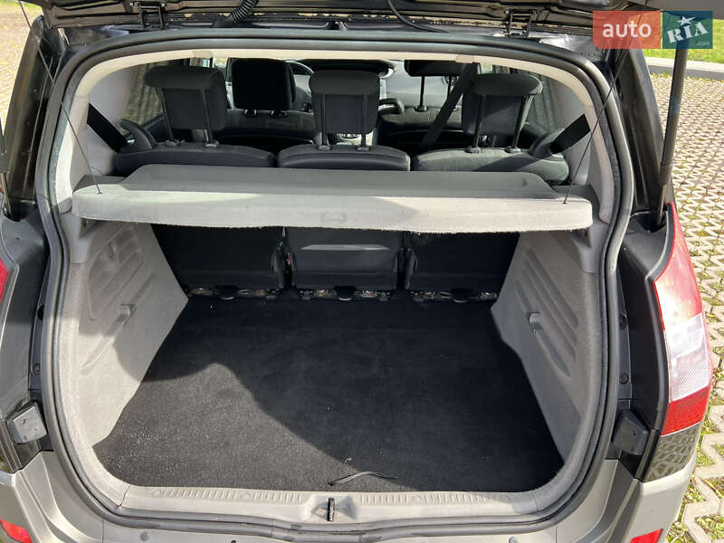 Минивэн Renault Scenic 2005 в Коломые