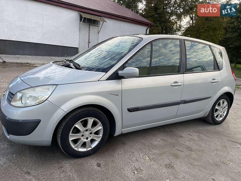 Минивэн Renault Scenic 2004 в Красилове