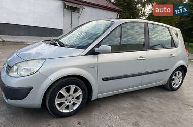 Минивэн Renault Scenic 2004 в 