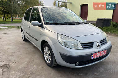 Минивэн Renault Scenic 2004 в 