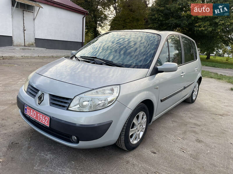 Минивэн Renault Scenic 2004 в Красилове