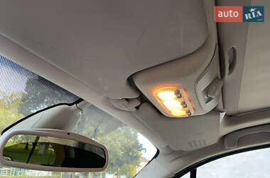 Минивэн Renault Scenic 2004 в 