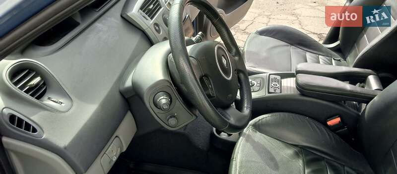 Минивэн Renault Scenic 2006 в Николаеве фото 27 Минивэн Renault Scenic 2006 в Николаеве