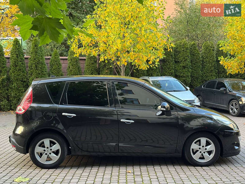 Минивэн Renault Scenic 2009 в Ивано-Франковске