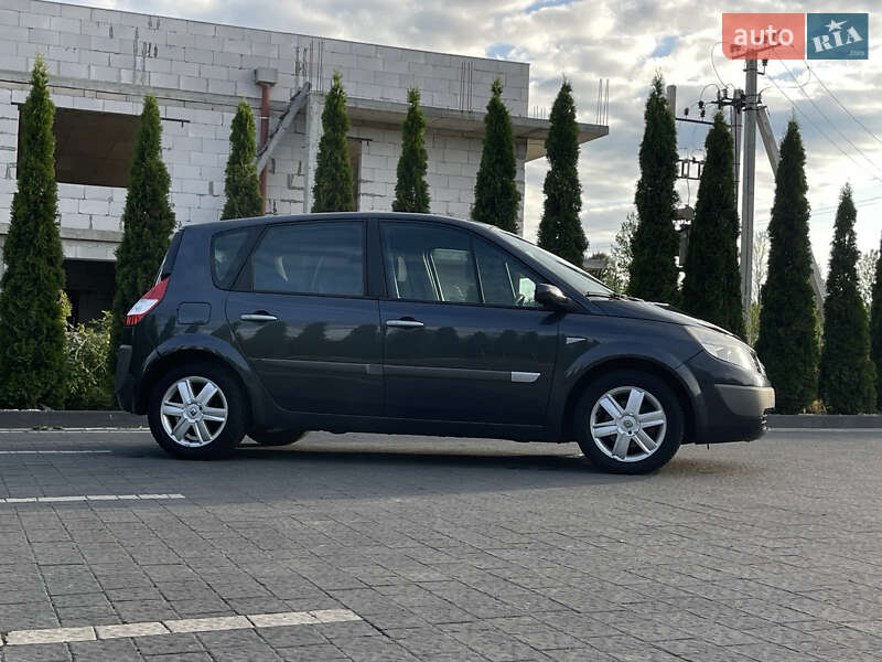 Минивэн Renault Scenic 2005 в Надворной