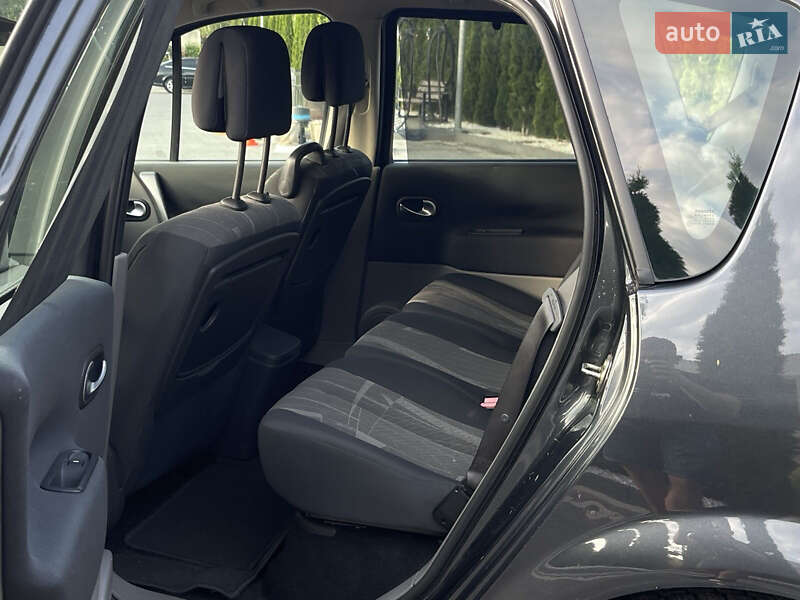 Минивэн Renault Scenic 2005 в Надворной