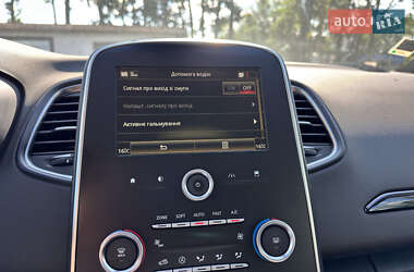Минивэн Renault Scenic 2018 в 